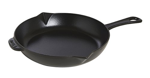 staub-bratpfanne-26-cm-gusseisen-rund-schwarz-emailliert-mit-ausgie-nasen-induct image 7