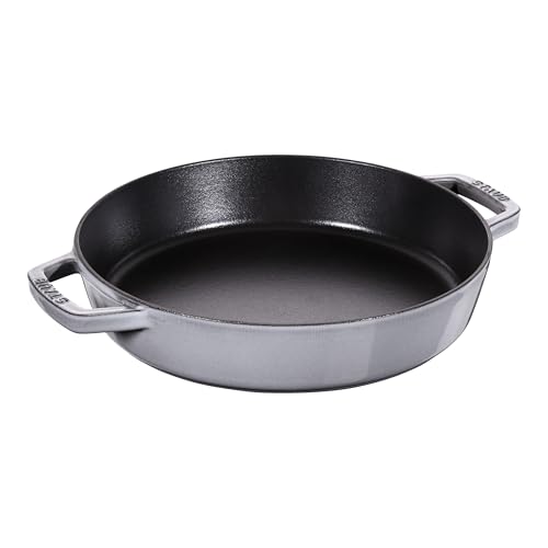 staub-bratpfanne-26-cm-gusseisen-mit-2-griffen-emailliert-graphit-grau-f-r-alle- image 7