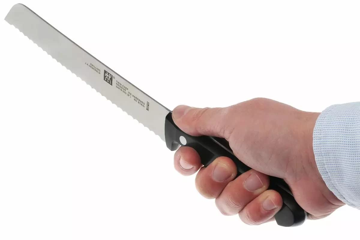 zwilling-twin-chef-2-brotmesser-20-cm-wellenschliff-eisgeh-rteter-spezialstahl-f image 4