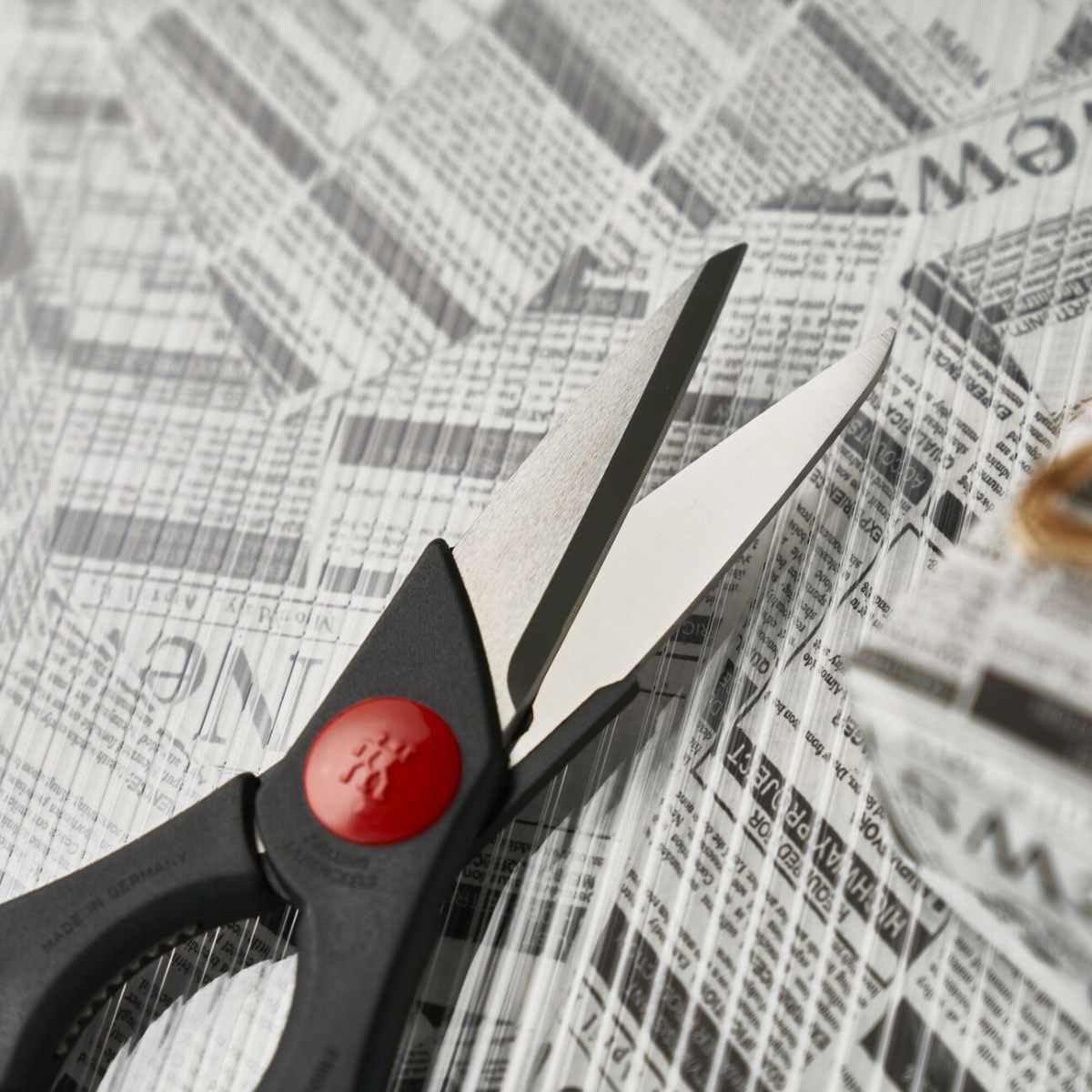 zwilling-twin-l-vielzweckschere-20-cm-k-chenschere-f-r-rechts-und-linksh-nder-ro image 3