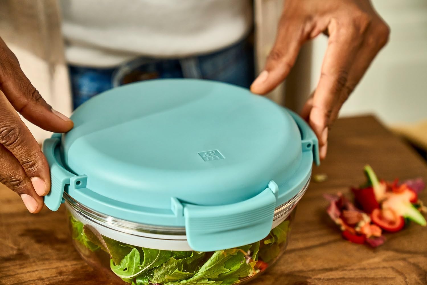 zwilling-lunchtime-salatbox-1-l-mit-k-hlakku-3-fach-einsatz-auslaufsicher-gr-n image 6
