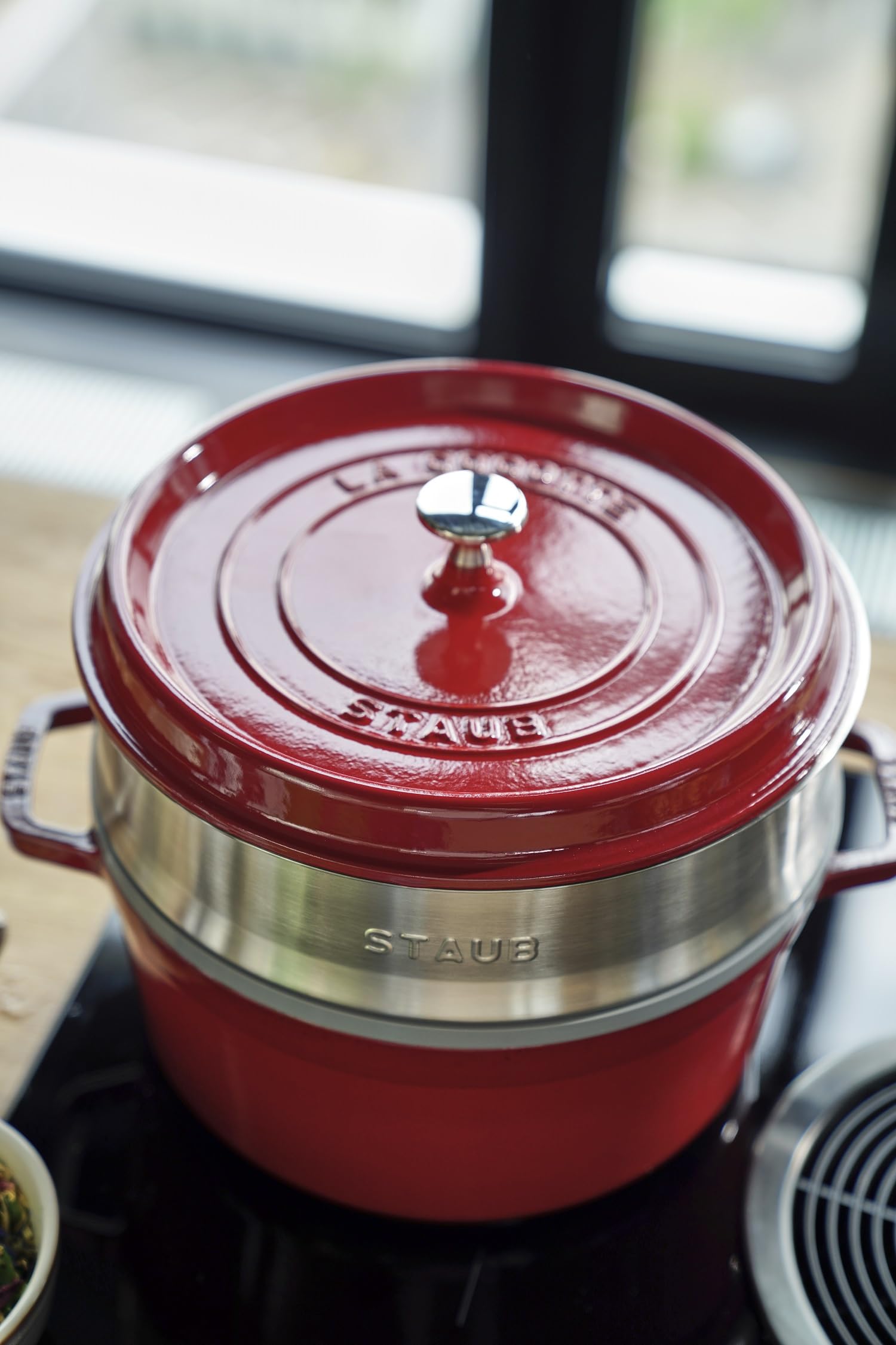 staub-cocotte-26-cm-rund-mit-dampfeinsatz-aus-edelstahl-gusseisen-br-ter-5-25-l- image 6
