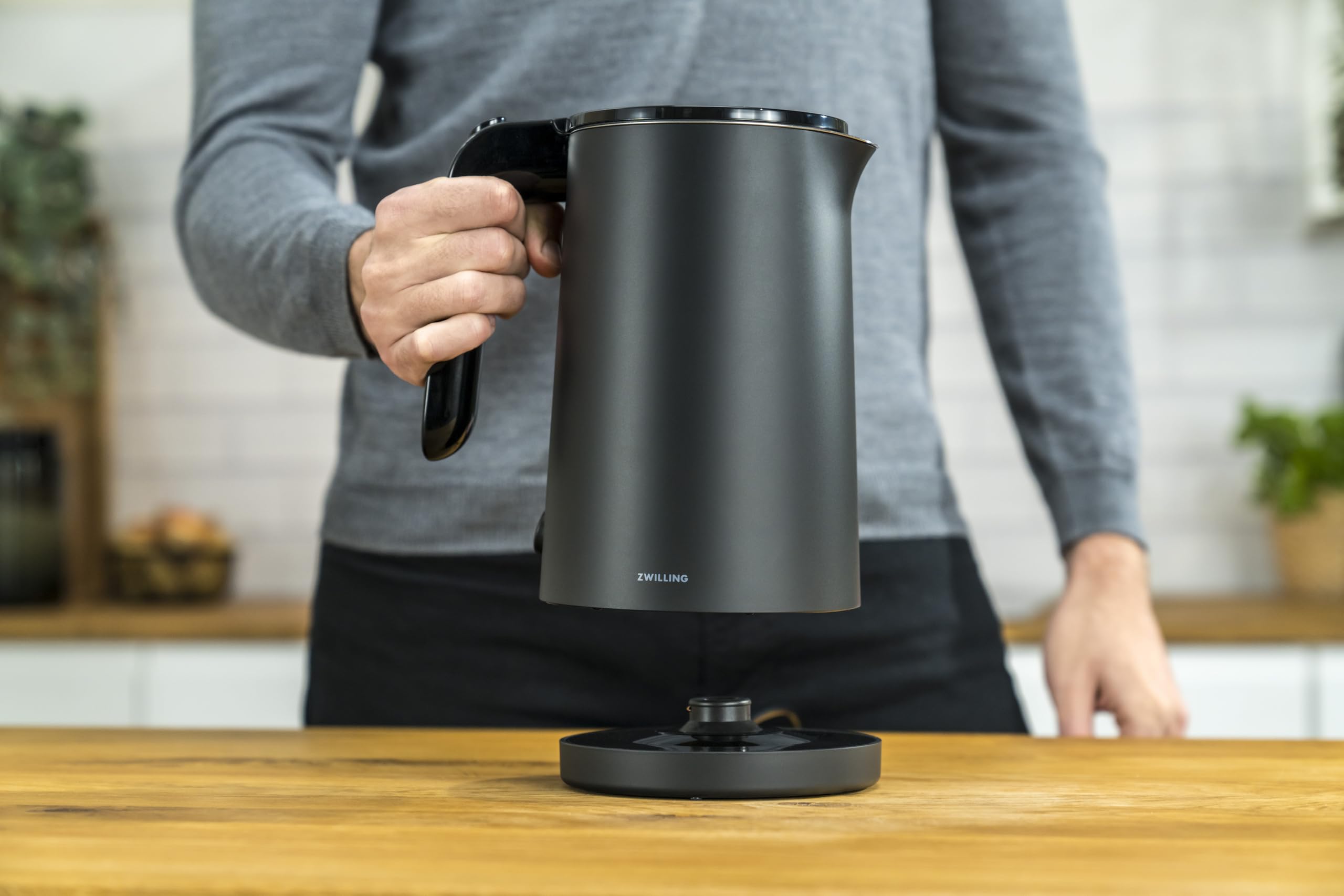 zwilling-enfinigy-wasserkocher-1-0-liter-doppelwandig-edelstahl-kalkfilter-1850- image 3