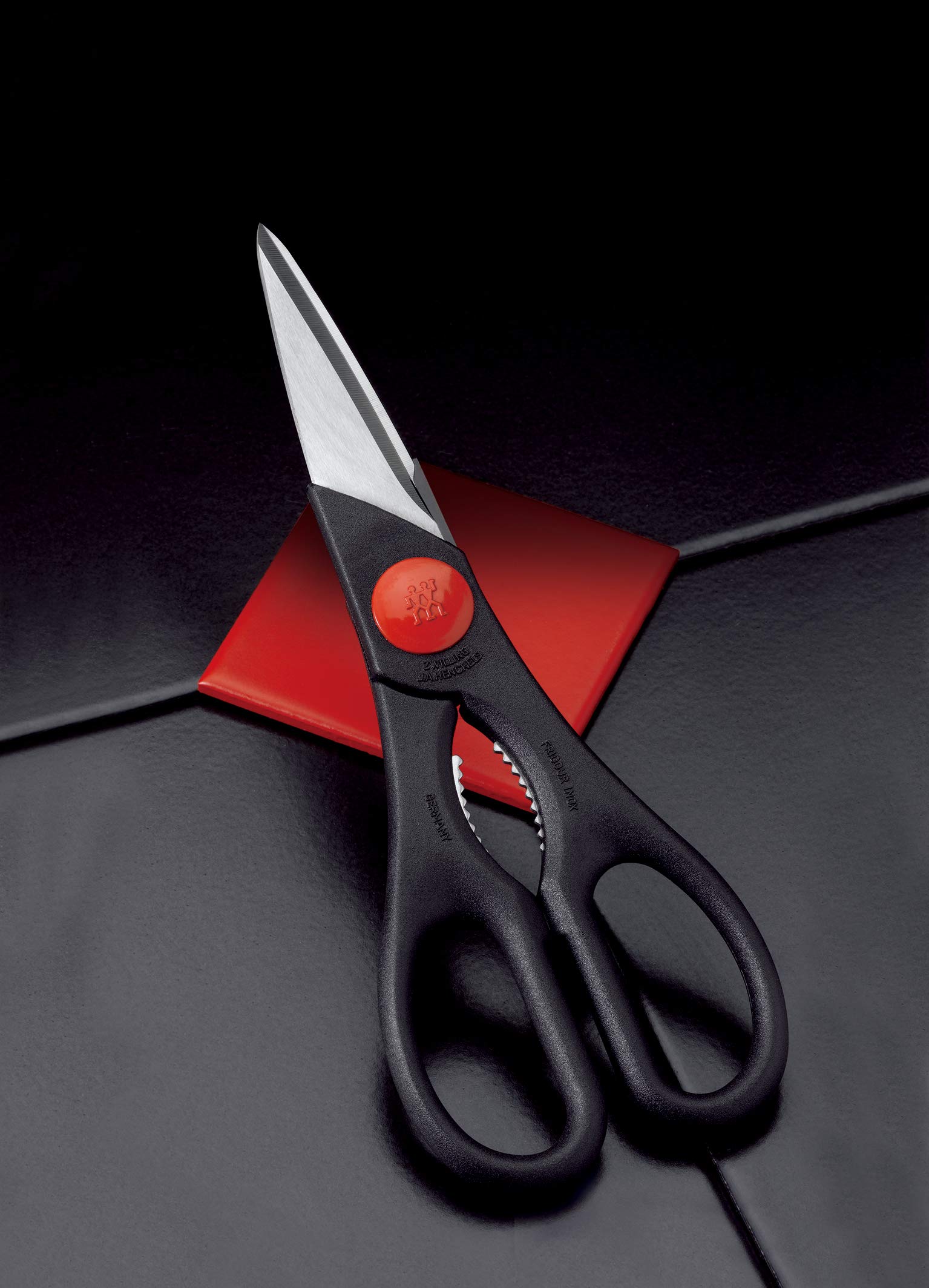 zwilling-vielzweckschere-20-cm-universalschere-aus-rostfreiem-spezialstahl-friod image 2