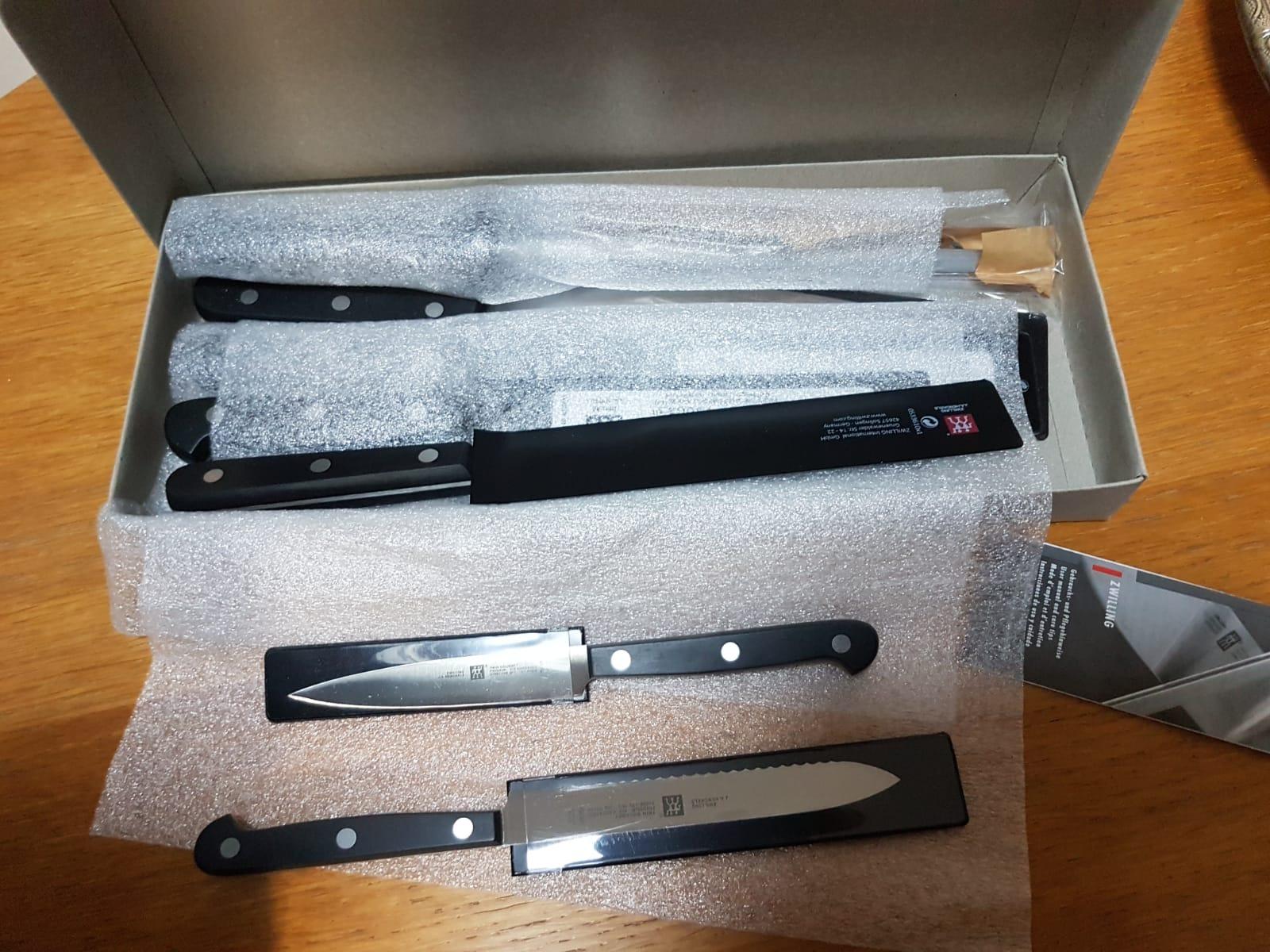 Sehr gutes Set mit Kleinigkeiten