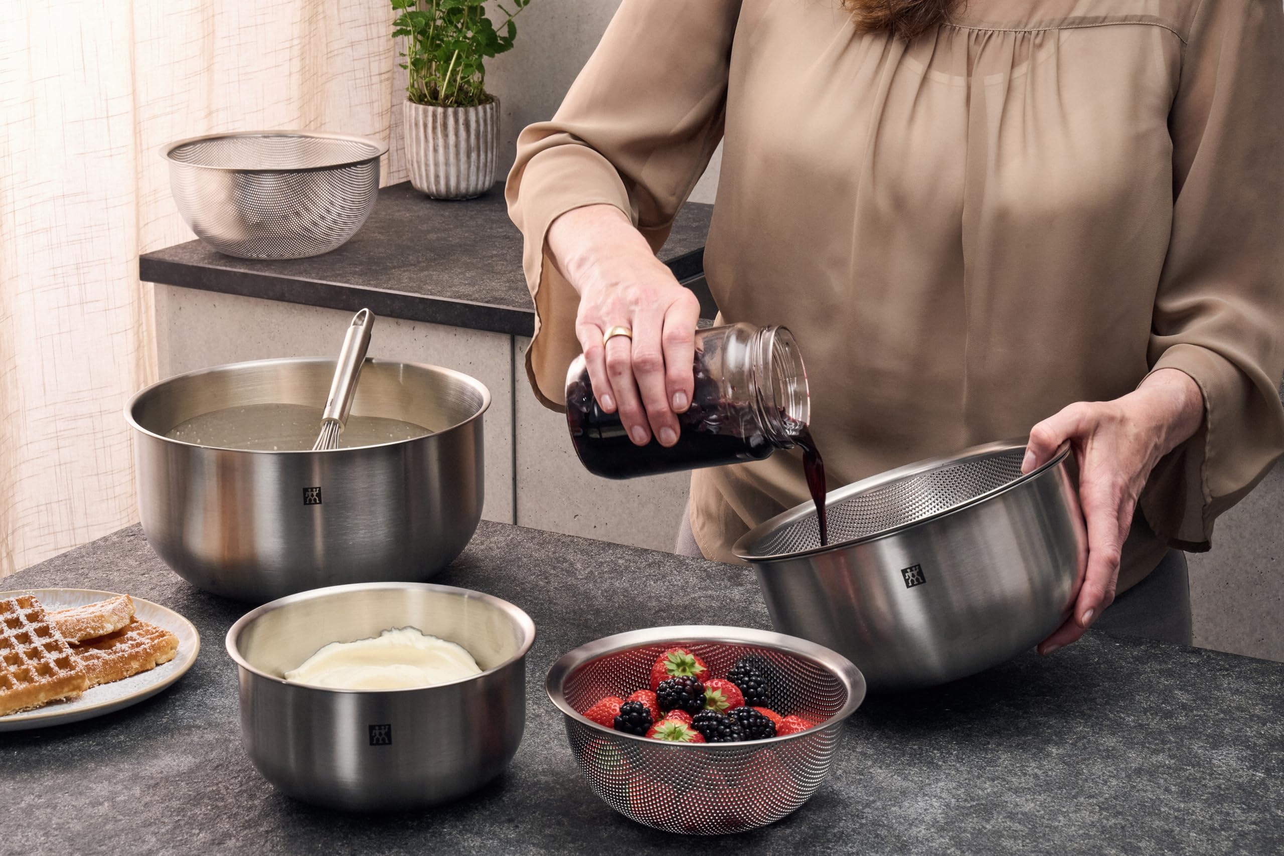 zwilling-prep-sch-ssel-set-3-teilig-17-21-25-cm-18-10-edelstahl-stapelbar-design image 7