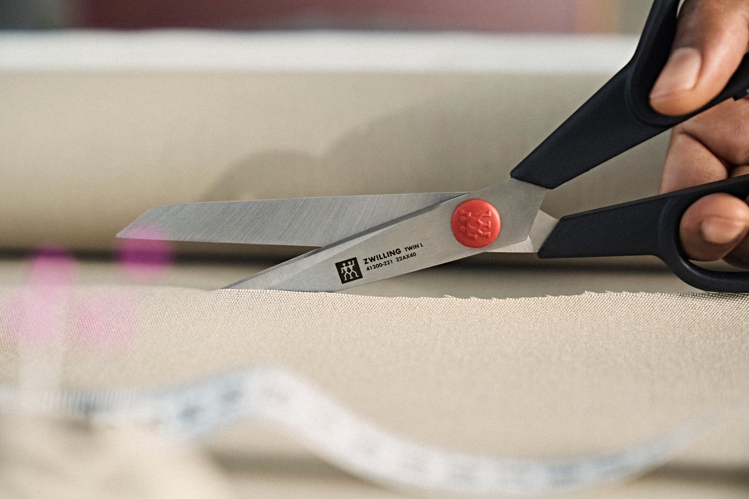 zwilling-twin-l-schneiderschere-25-cm-stoffschere-rostfreier-edelstahl-glasfaser image 6