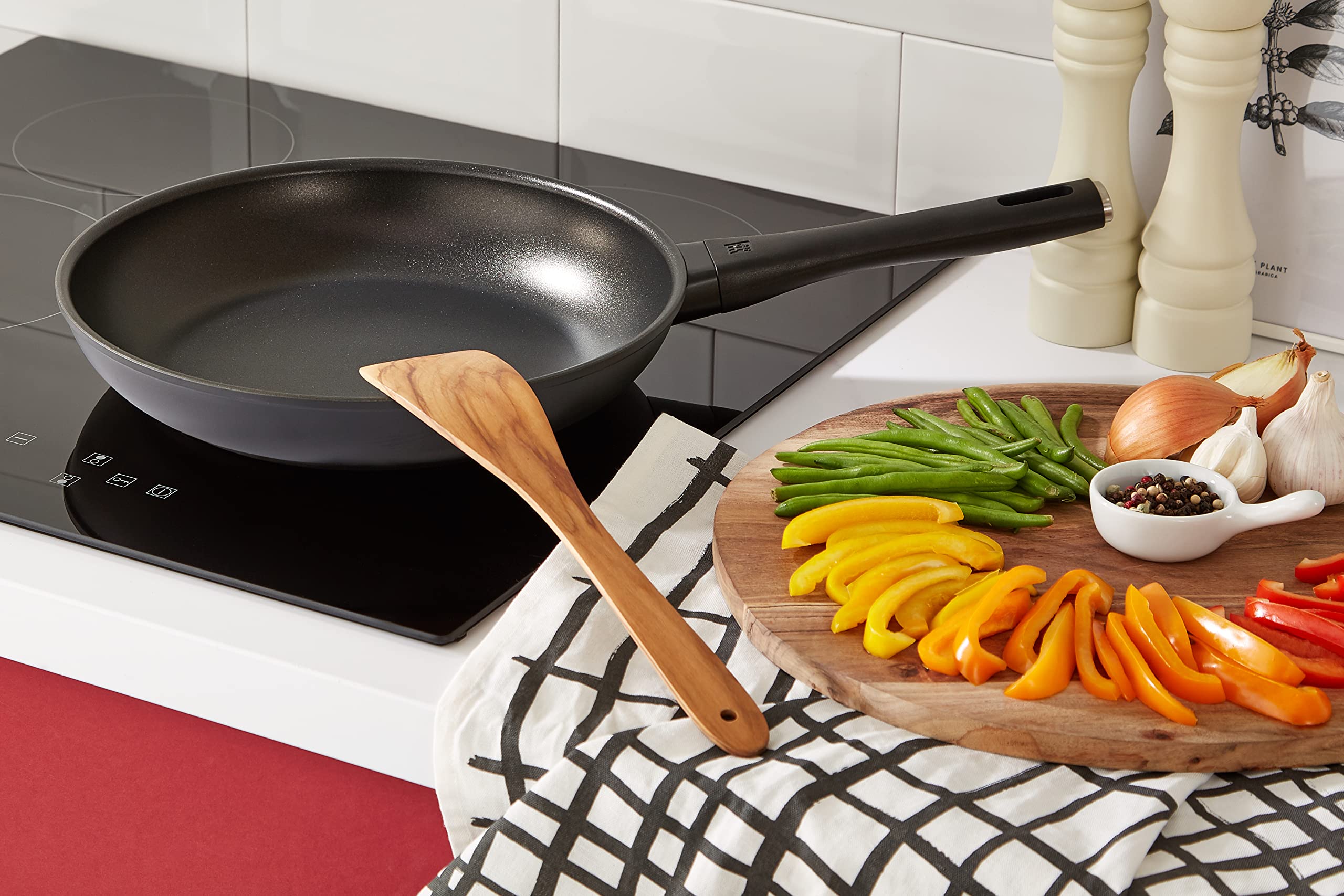 zwilling-madura-plus-bratpfanne-28-cm-duraslide-granite-antihaftbeschichtung-ges image 2