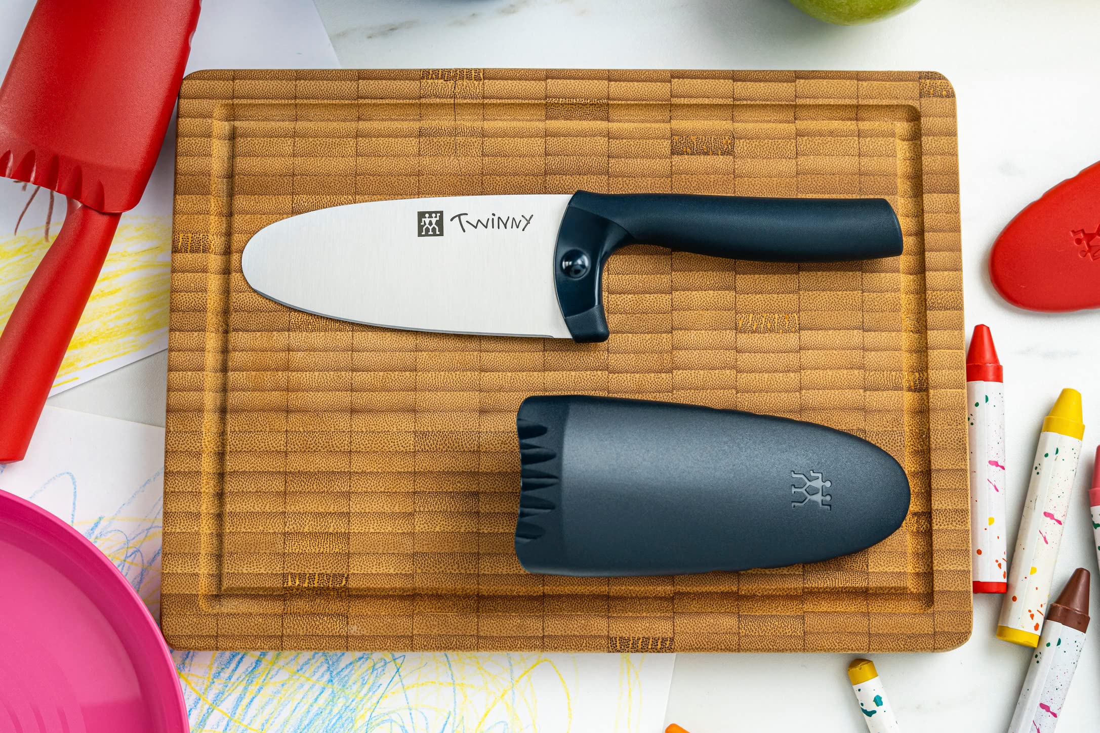 zwilling-twinny-kinderkochmesser-10-cm-mit-fingerschutz-und-aufbewahrungsh-lle-a image 3