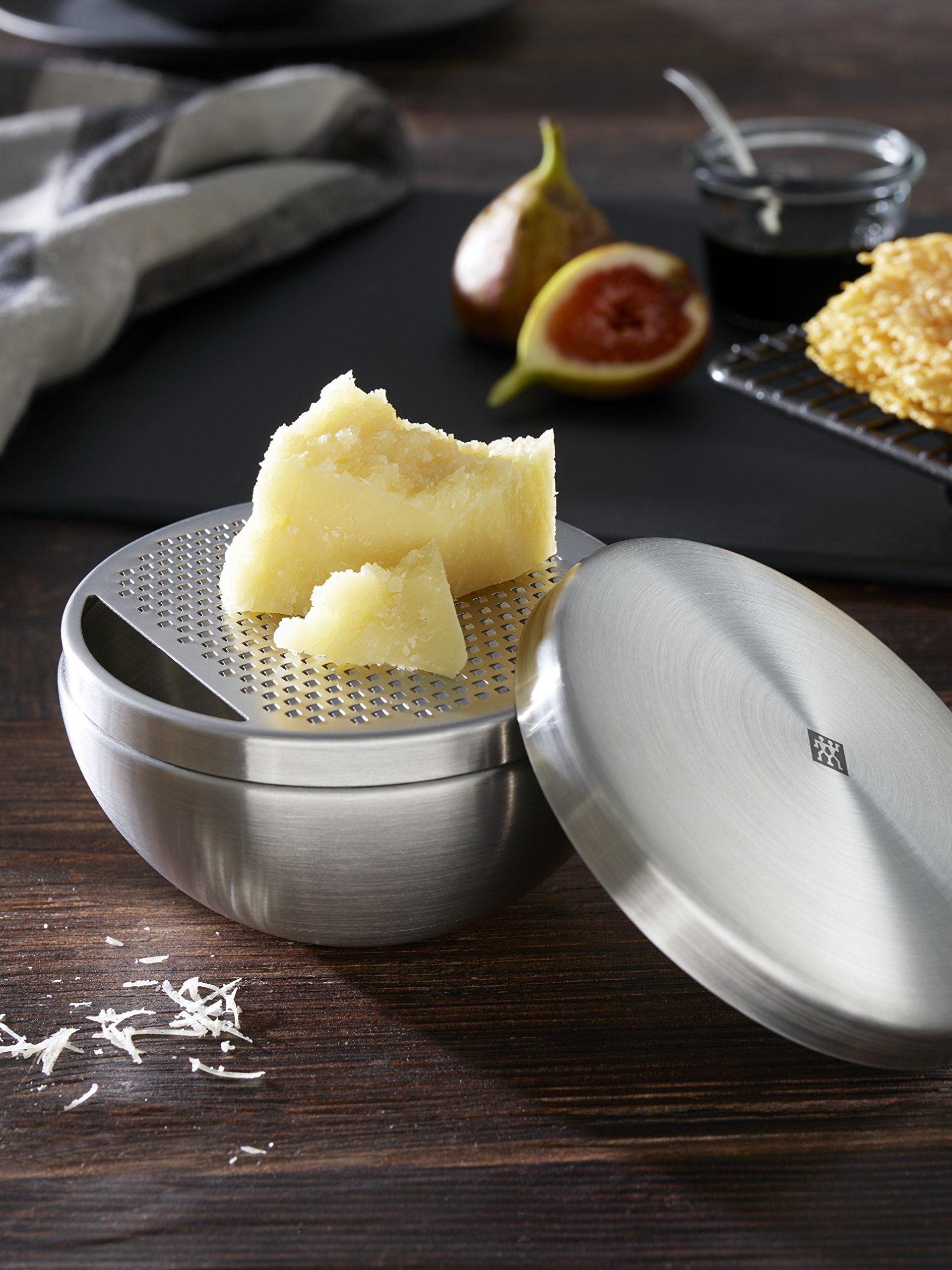 zwilling-pro-parmesanreibe-18-10-edelstahl-fotoge-tzter-reibeaufsatz-mit-aussch- image 2